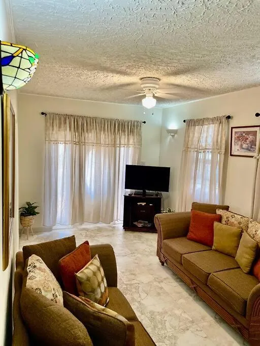 Holiday home Steps 2 Beach - 5 Bedroom 3 Bathroom Villa Christ Church Barbados