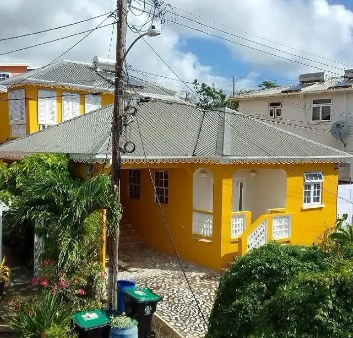 Steps 2 Beach - 5 Bedroom 3 Bathroom Villa Christ Church 0*,  Barbados